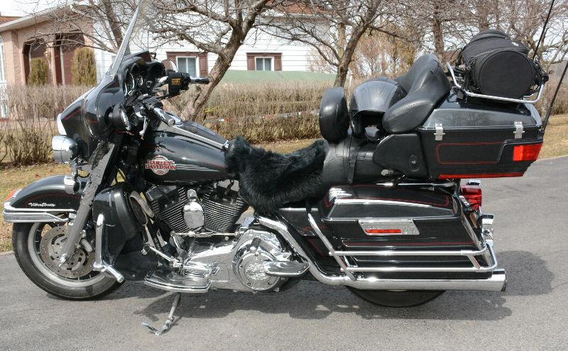 HARLEY DAVIDSON FLHTC ULTRA CLASSIC 2007 UN VRAI BIJOU FAUT VOIR