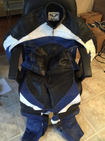 Motorcycle Leathers ( Jacket & Pants)