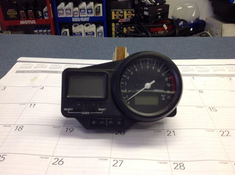 Speedometer for 1998 Yamaha R1