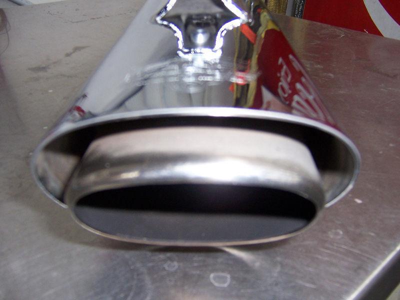 Like New Vance & Hines Twin Slash Oval mufflers