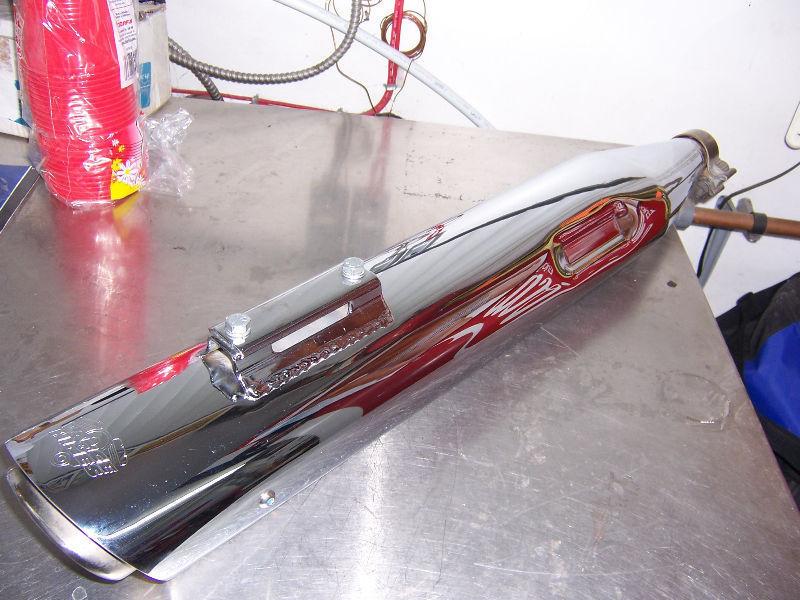 Like New Vance & Hines Twin Slash Oval mufflers