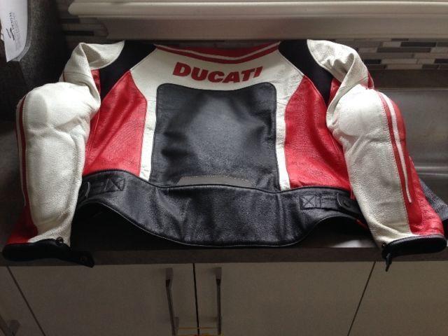 2015 Ducati Corse Leather jacket - Made by Dainese