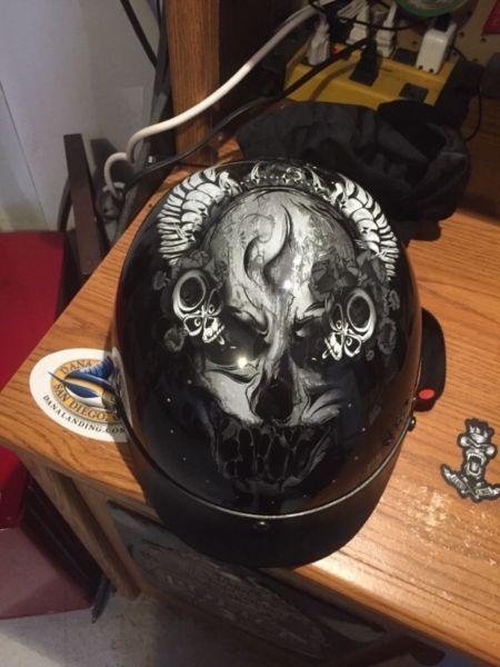 Motorcycle helmet skulls and guns