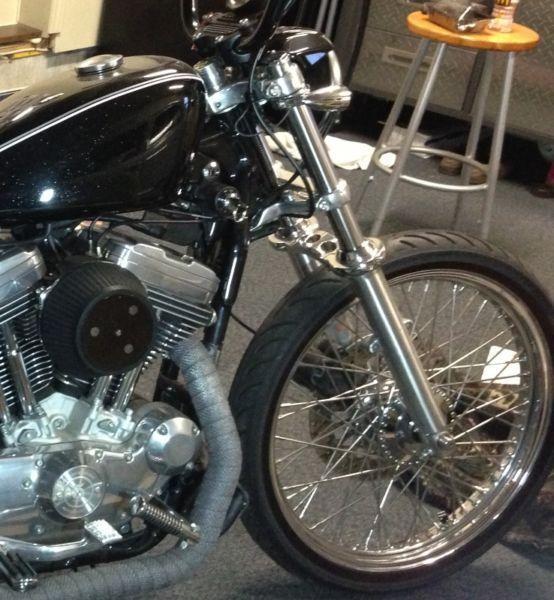 39MM Fork Brace pour Harley Davidson Sportster $200.00