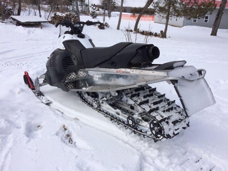 20011 Yamaha Nytro XTX 144