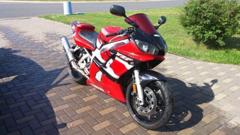 2001 Yamaha R6