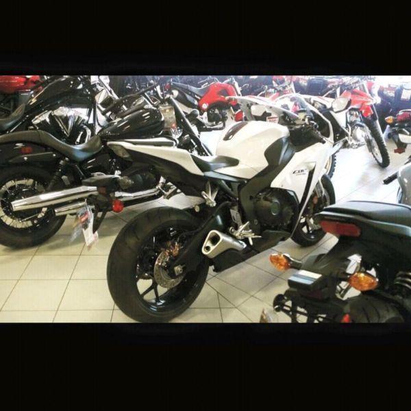 2014 Honda CBR 1000 RR $8000 or best offer