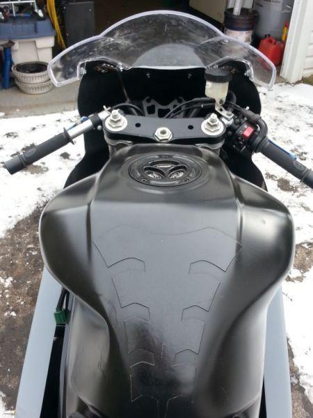 Wanted: Wanted 03 Sv650 fuel tank