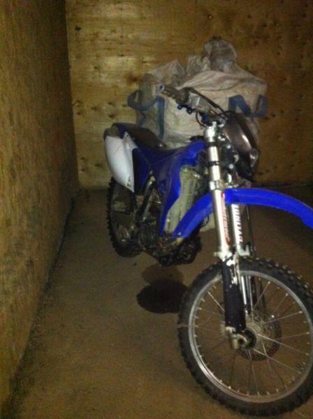 2003 wr450 **papers**
