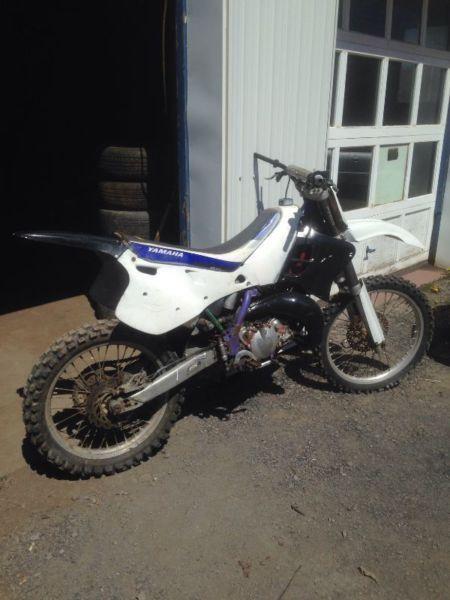 Wanted: Looking for a Yamaha yz125 parts bike or just cylinder