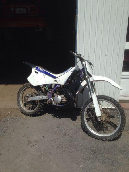 Wanted: Looking for a Yamaha yz125 parts bike or just cylinder