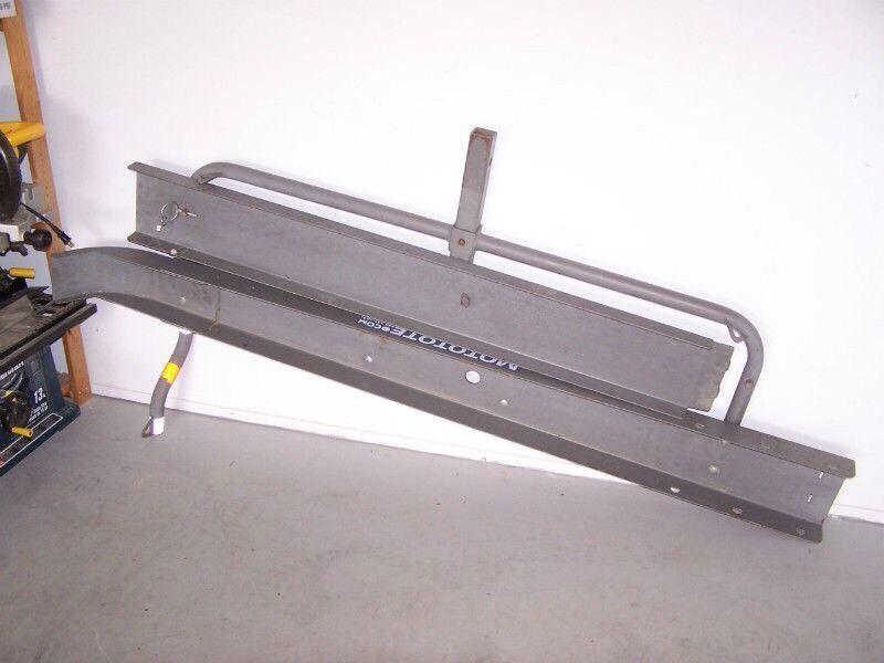 Motorcycle hitch rack
