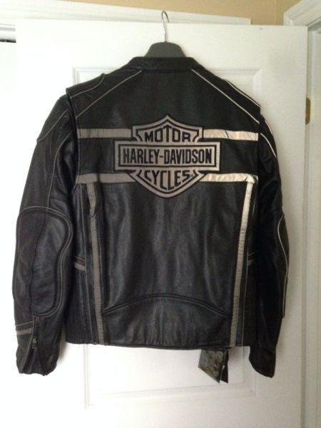 Never Worn Harley Davidson Jacket Size Large