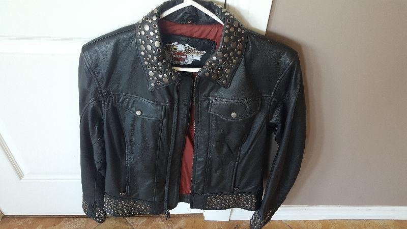 Ladies Medium Leather Harley Davidson Jacket