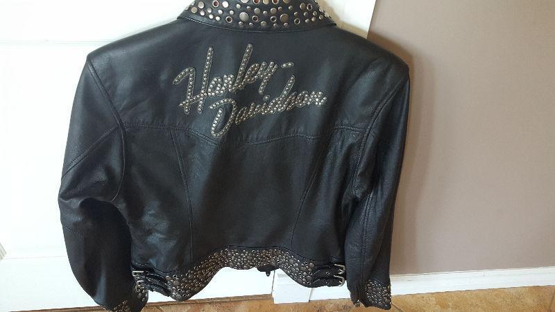 Ladies Medium Leather Harley Davidson Jacket