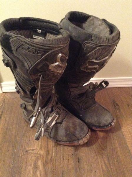 Fox mens size 9 mx boots