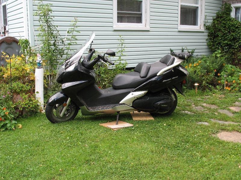 2005 Honda Silver Wing Scooter