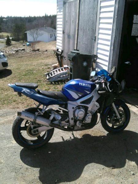 02 yzfR6 repair/parts 1500 OBO NEED GONE!!