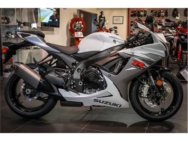 2015 SUZUKI GSX-R600 (INCLUDES FREE DR-Z70)