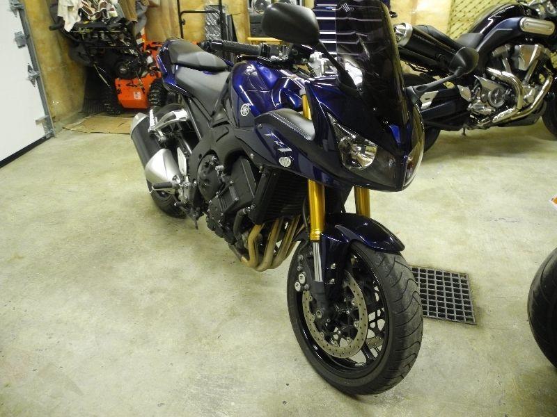 2007 Yamaha FZ1 ...... Hard to find Blue...Excellent Cond