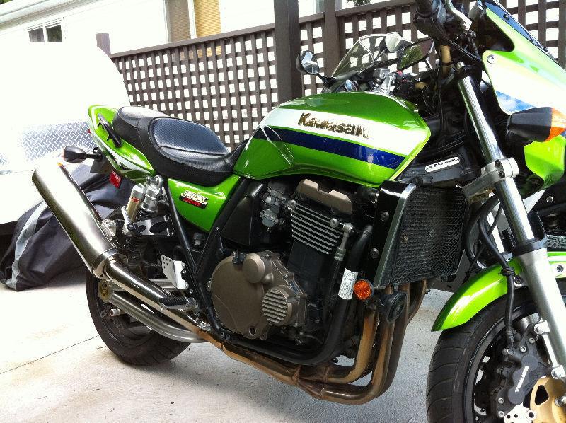 Kawasaki ZRX 1200 for sale