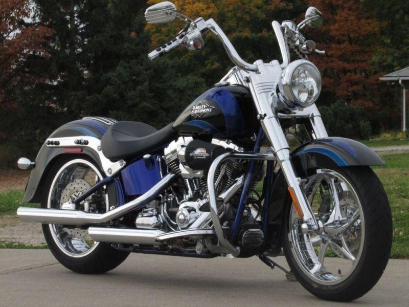 2011 Harley-Davidson FLSTSE CVO Softail Convertible An Outstand