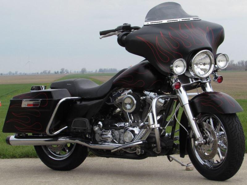 2002 Harley-Davidson FLHT Electra Glide Over $10,000 in Street