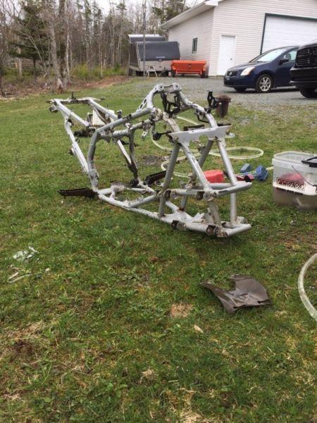 2005 honda 450r frame with papers