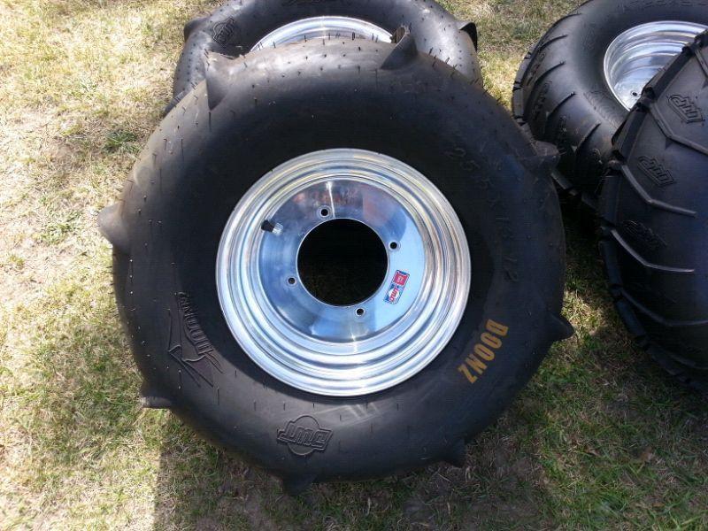 Polaris RZR paddle wheel&tire set