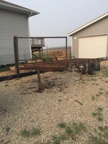 Selling a 20ft sled trailer with tilt