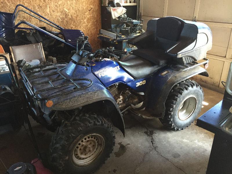 1991 BLUE HONDA 300 FOURTRAX