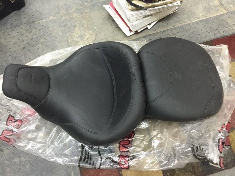 Mustang Seat for Harley