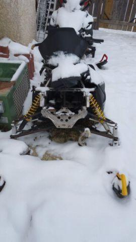 2004 Skidoo Rev 800 for parts