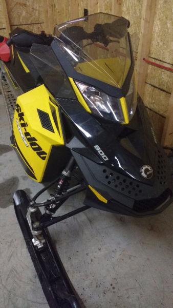 Looking to sell my Skidoo MXZ Sport!