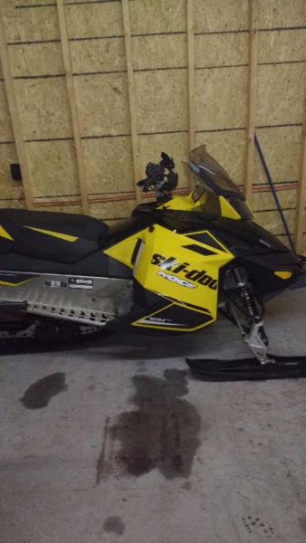 Looking to sell my Skidoo MXZ Sport!