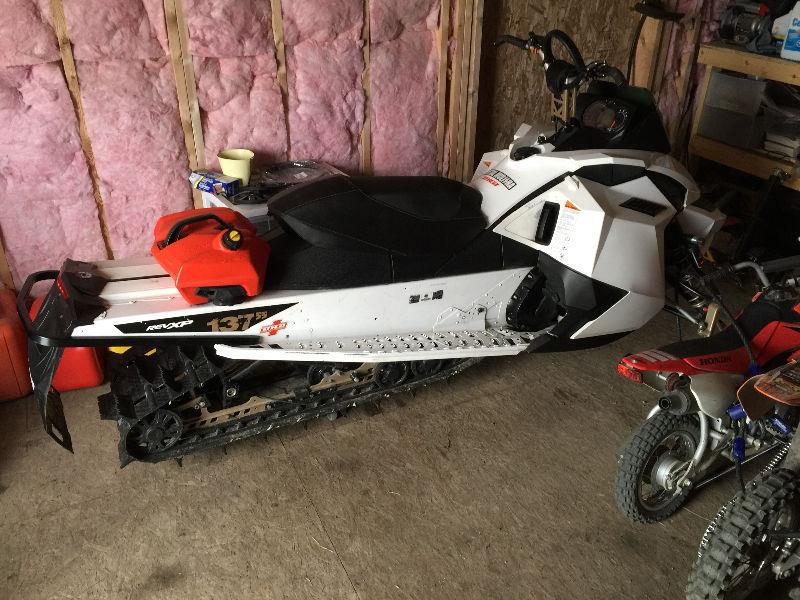 2012 Freeride 800 and 2010 MXZX 800