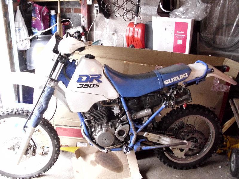 NICE BLUE PLATED DIRT BIKE IN TIME FOR SUMMER