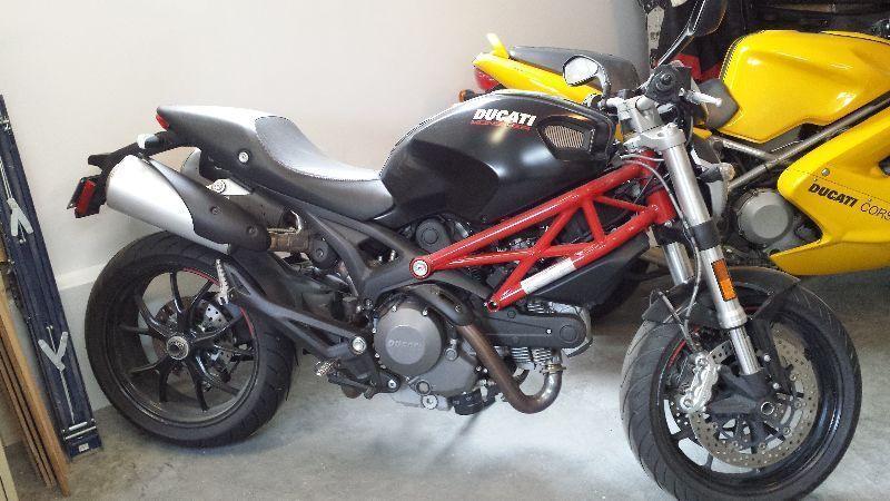 Ducati Monster 796 2012 bas kilo