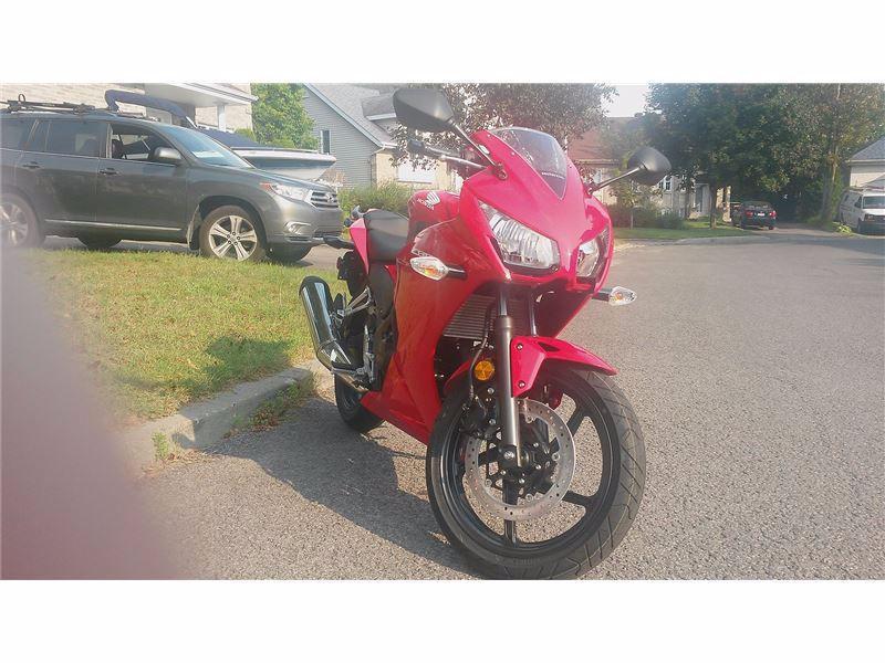 2015 Honda CBR300R 300RF