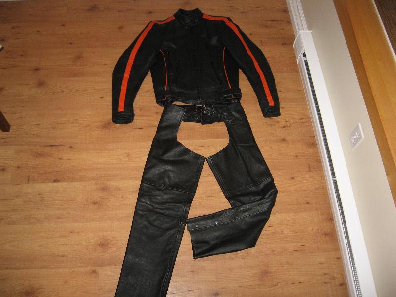 Leather Jacket & Chaps / Manteau & Jambières de cuir
