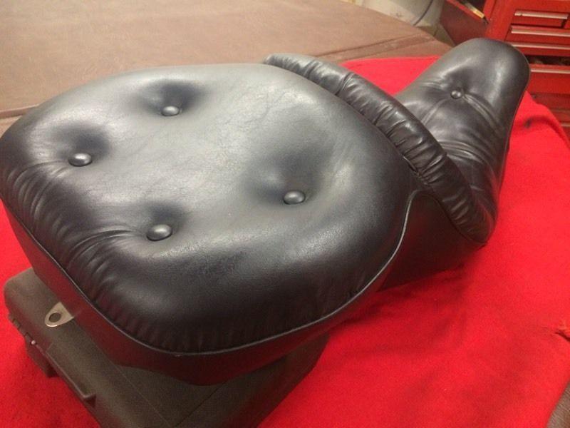 Harley Touring Seat