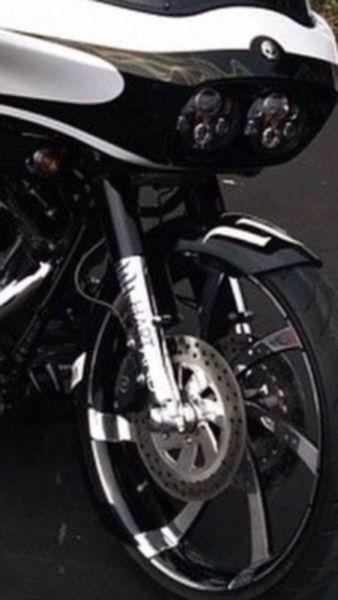 Harley Davidson touring Chrome lower legs