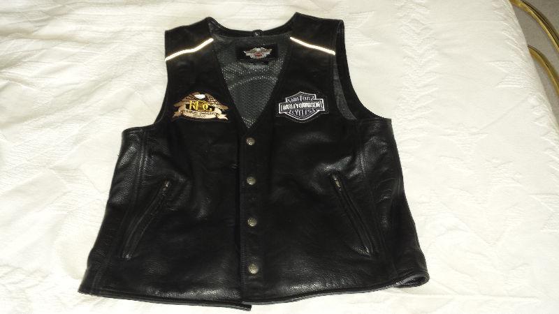 Harley Davidson large leather vest ( Willie-G )