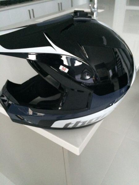 THOR Motorcross DOT Helmet Gray and white - Nearly New