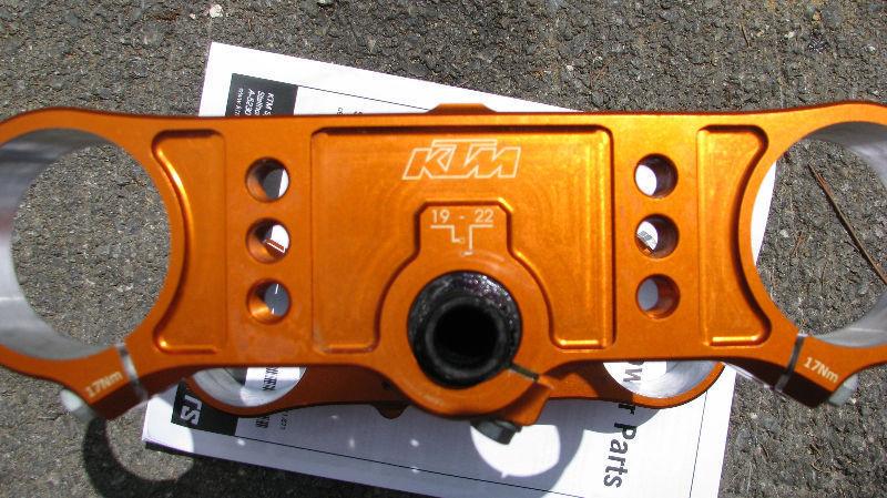 KTM Triple clamp adjustable rake