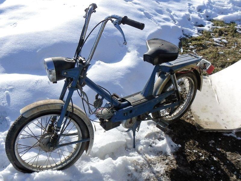 JAWA - MOTOKOV ------ Moped