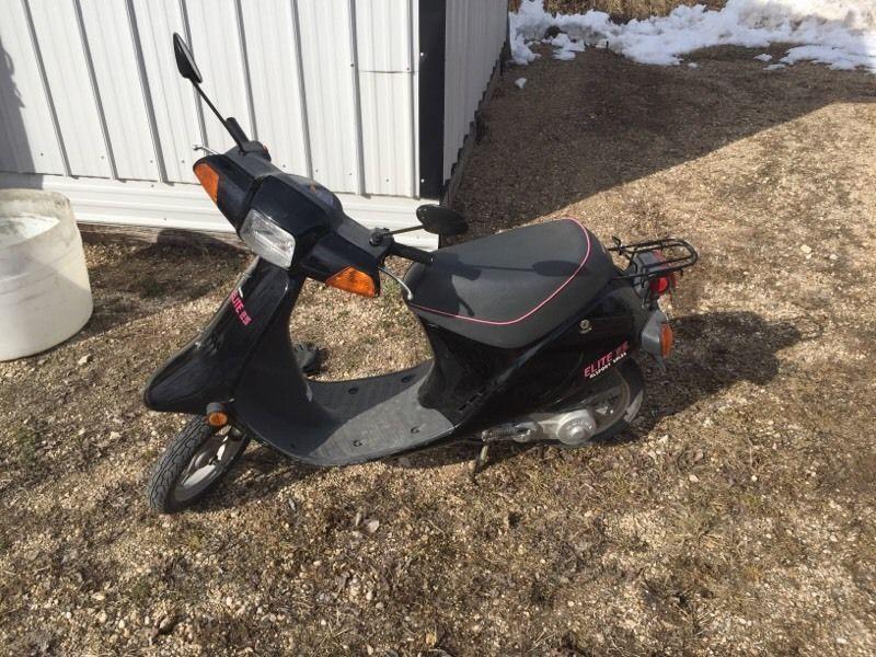 Honda Elite ES only 1000km!