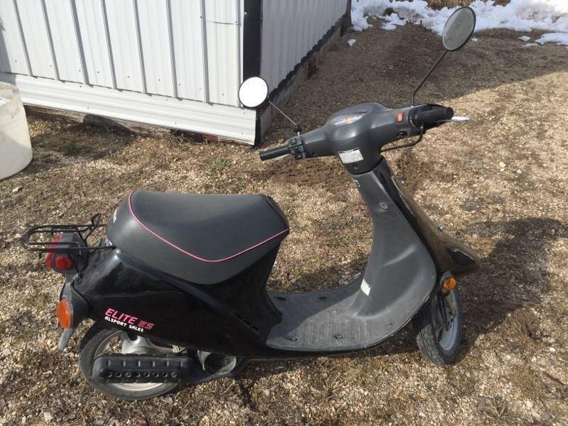 Honda Elite ES only 1000km!