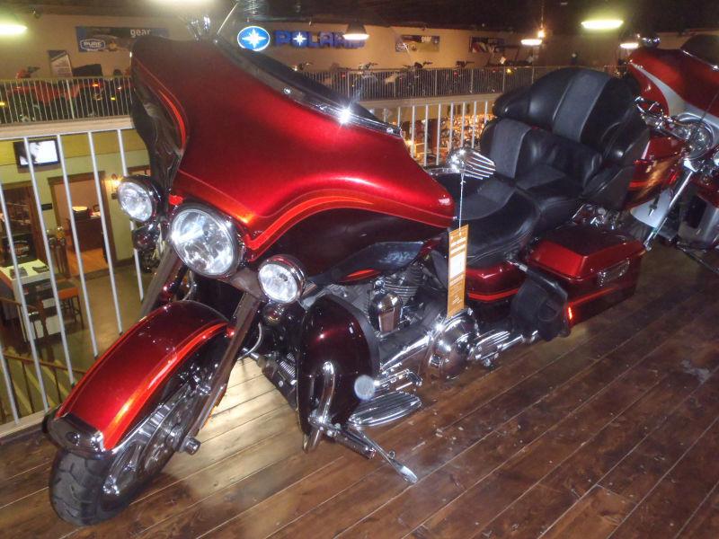 2009 FLHTCU SE, CVO Ultra Classic