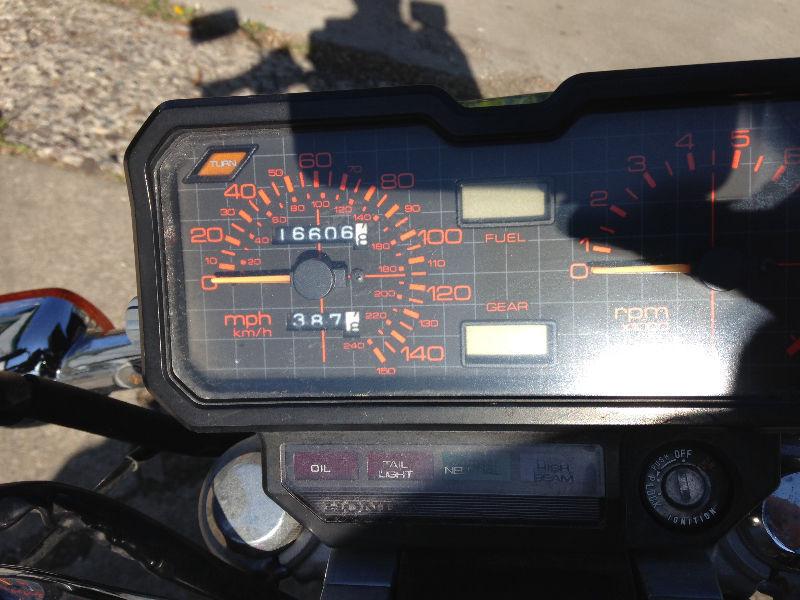 1984 Honda Nighthawk 650 w/only 16000km for only $1250